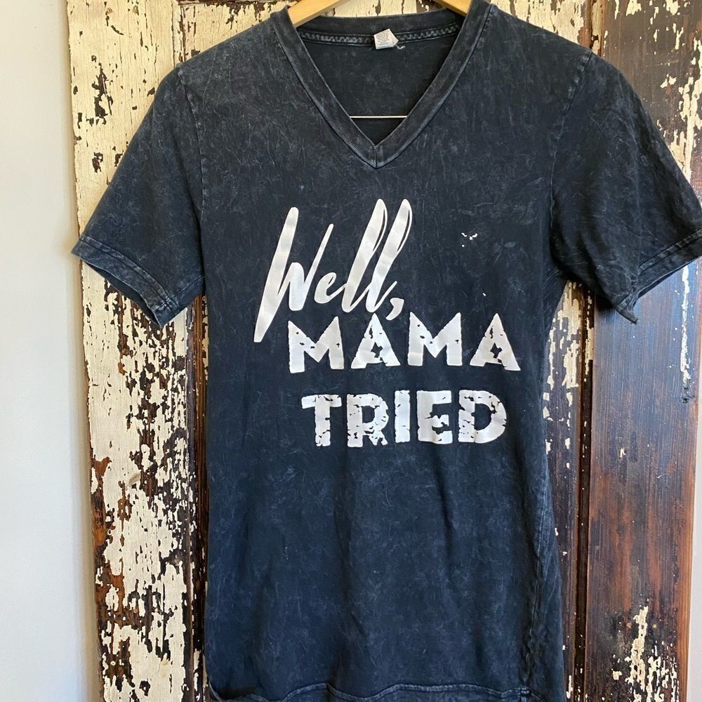 Well, Mama tried women’s cut V-neck. Size XS.